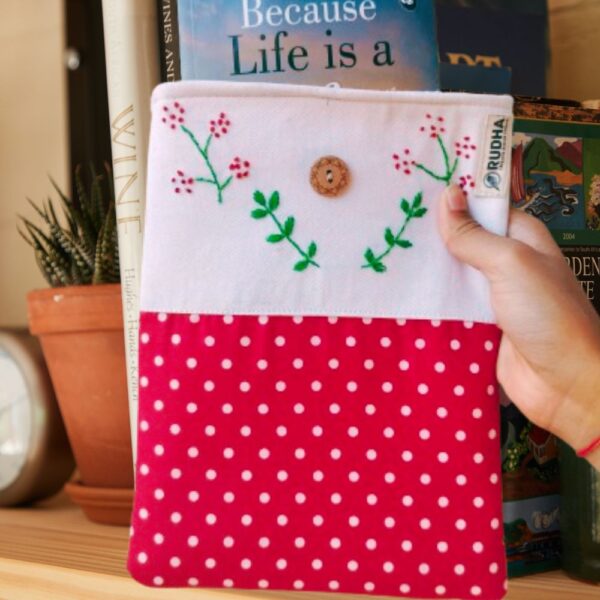 Red Polka Dot book sleeve, Fabric book pouch, Padded book cover - Image 6