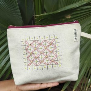 Sustainable Travel Pouches for Women, Multipurpose travel pouch - 9x7x1.5