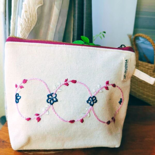 Cotton hand embroidered travel pouch with zipper - 9x7x1.5 - Image 3